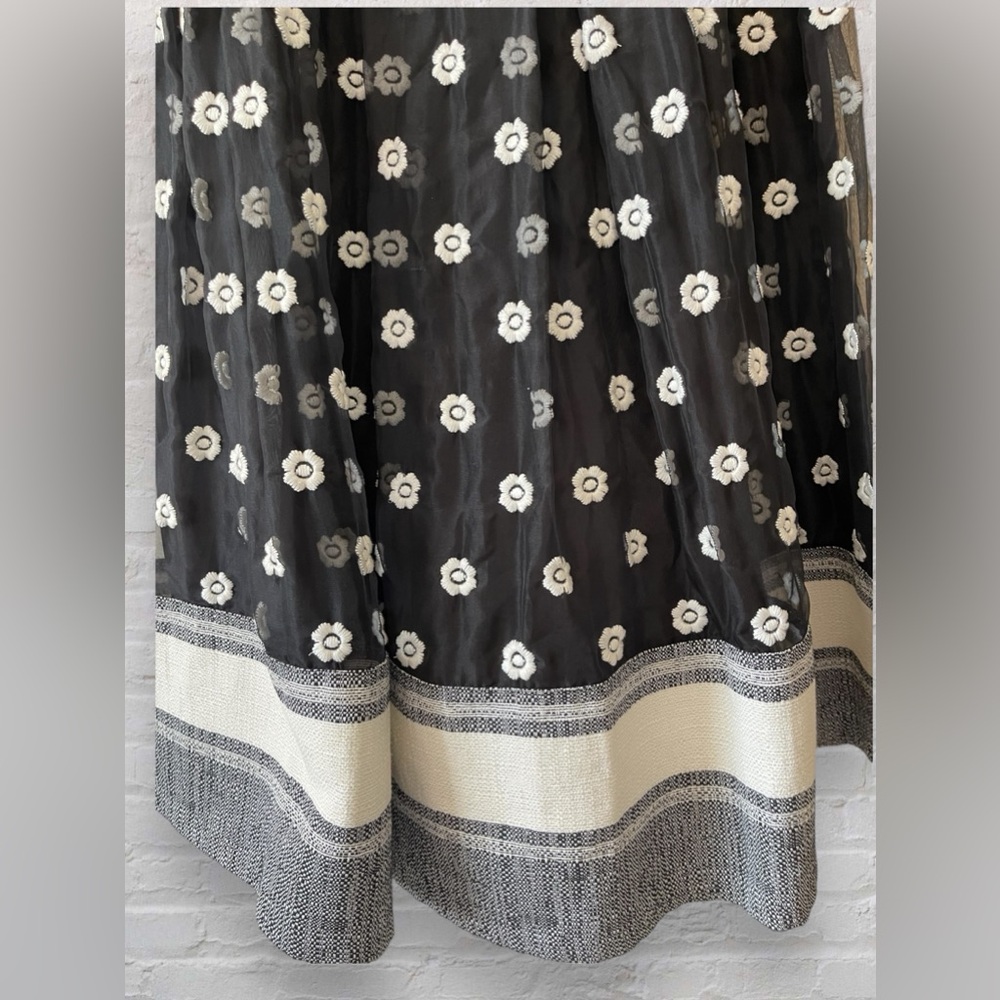 Sachin & Babi Noir Black Silk Embroidered Floral Midi Skirt Women Size 4 A-line - Picture 2 of 10